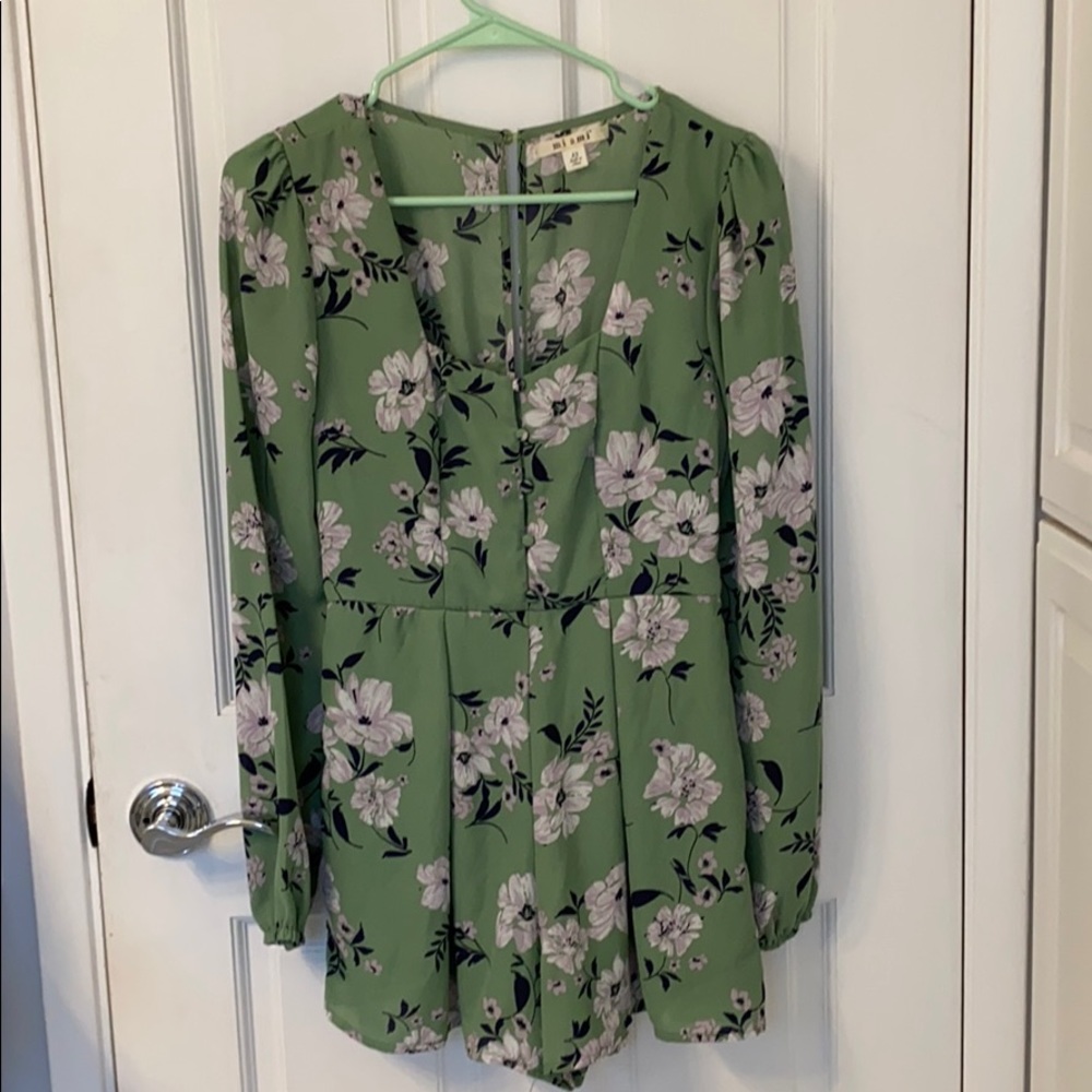 Green floral long sleeve romper - Picture 2 of 6